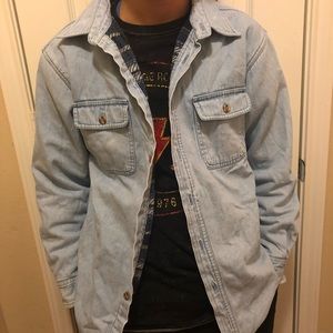 Classic light wash flannel lined jacket in a M